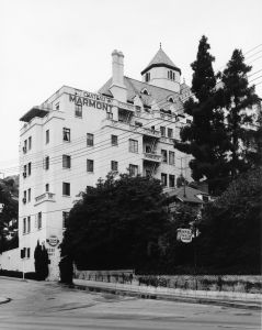 Sunset Strip 1964 Chateau Marmont (2) copy.jpg